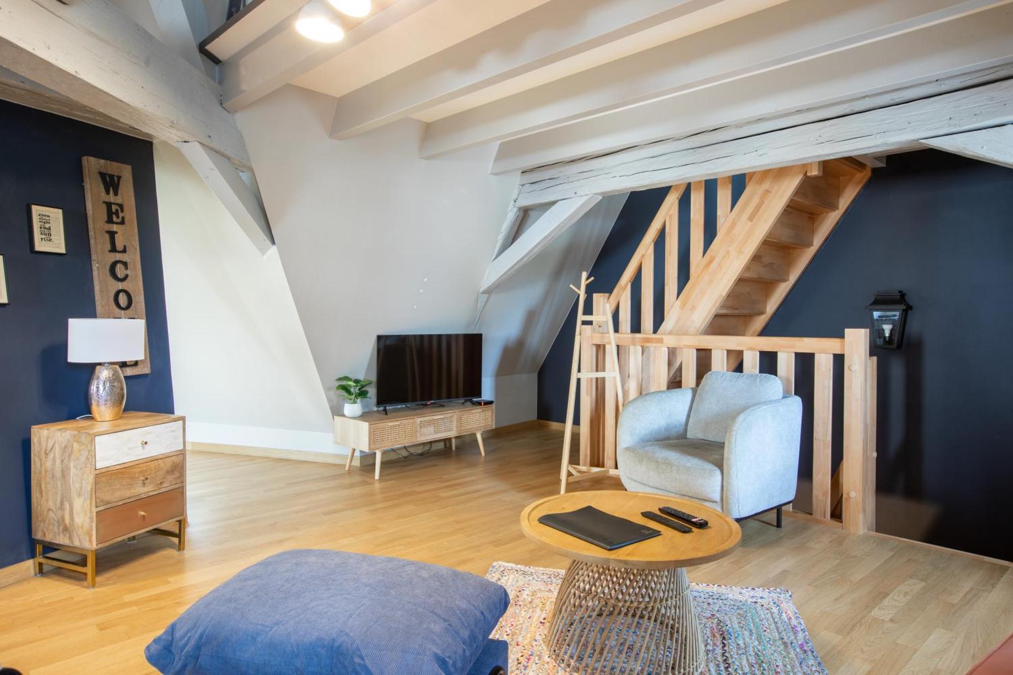 Апартаменты Duplex Atypique Au Coeur De Мюлуз Экстерьер фото